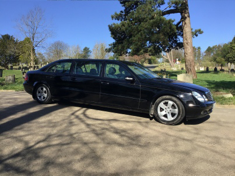 Mercedes 6 door Limousine